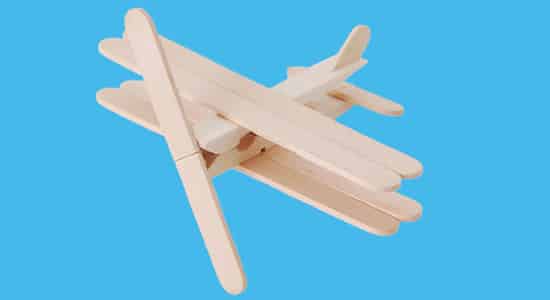aviao de picole