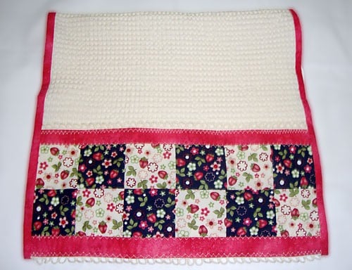 PANO DE PRATO COM PATCHWORK
