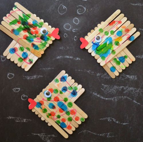 Este artesanato infantil com palito vai atiçar a imaginação de seus pequenos (Foto: gluedtomycraftsblog.com)