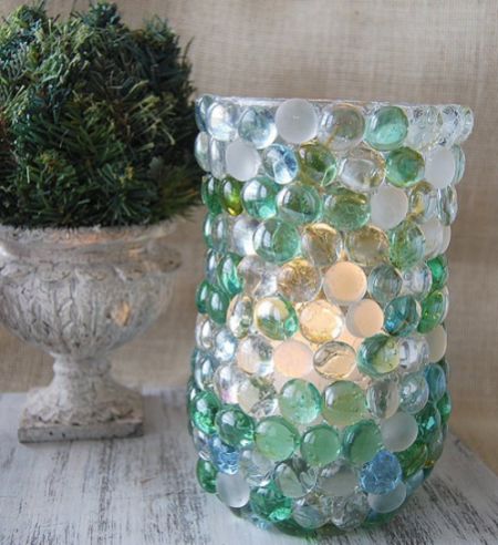 Decorar um vaso com pedras é mais fácil do que você imagina (Foto: creativemeinspiredyou.com)