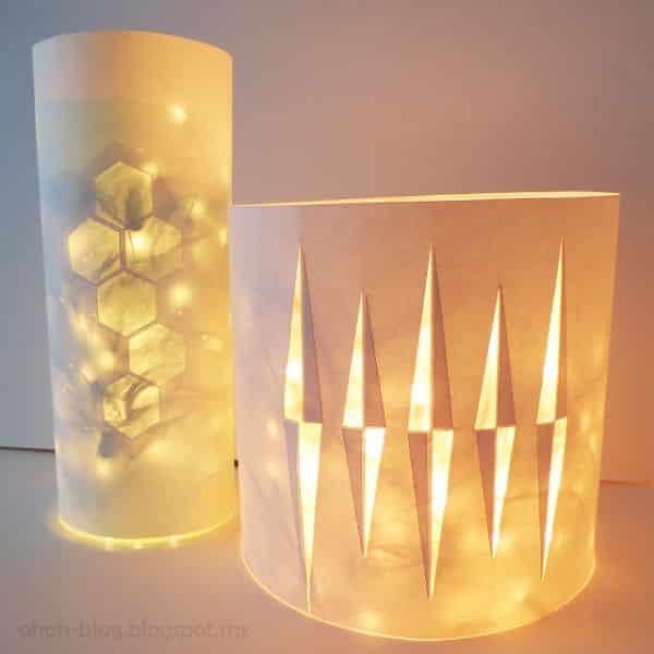 Esta luminária de mesa com garrafa pet tem modelo sofisticado e elaborado (Foto: ohohblog.com)