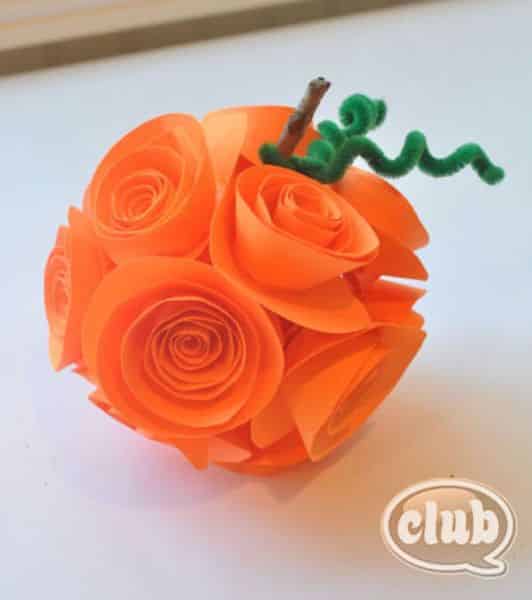 Abóbora de papel para decoração é versátil e linda (Foto: chicacircle.com)