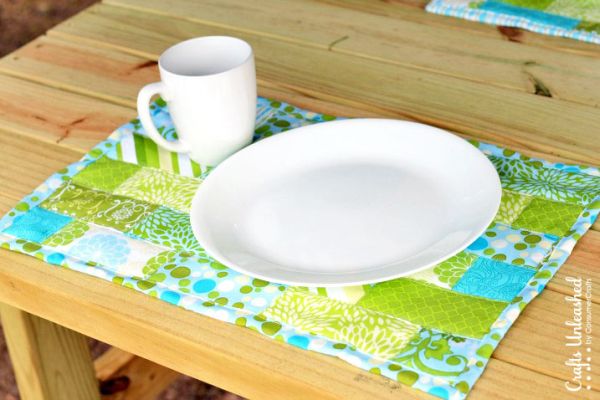Este jogo americano de patchwork é sustentável e lindo (Foto: craftsunleashed.com)