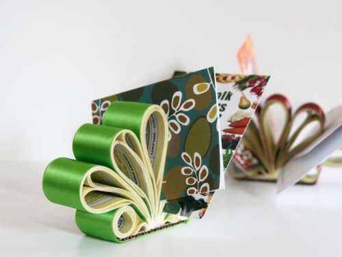 Este porta cartões de visita de mesa é lindo e sustentável (Foto: designsponge.com)