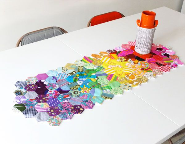 Caminho de mesa de retalhos é lindo e alegre (Foto: mypoppet.com.au)