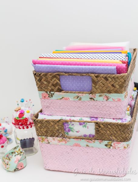 Decorar cesto de palha é muito fácil (Foto: guiademanualidades.com)