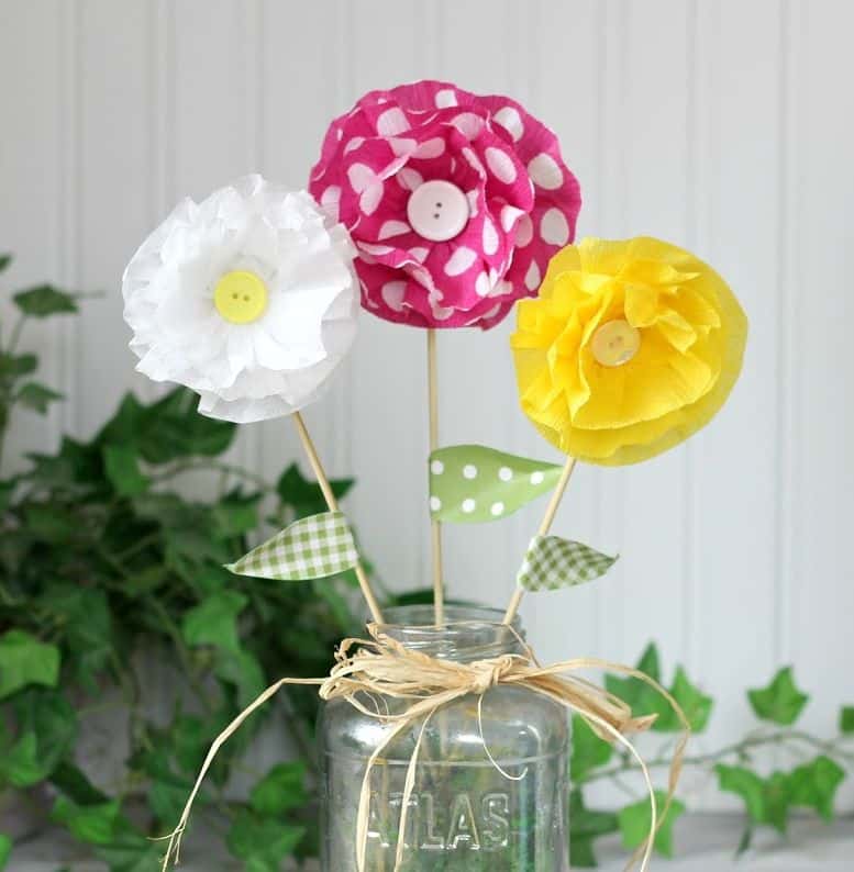 Como Fazer Flores de Papel Crepom Flores de papel crepom são sempre lindas (Foto: ribbonsandglue.com)