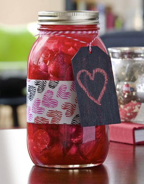 Este potinho de vidro decorado é barato, sustentável e lindo (Foto: modpodgerocksblog.com)