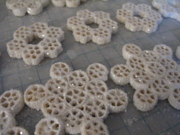 Sugestão de Artesanato com Macarrão Sugestão de Artesanato com Macarrão
