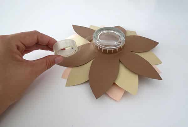 Aprenda como Fazer um Porta Vela de Flores Aprenda como Fazer um Porta Vela de Flores