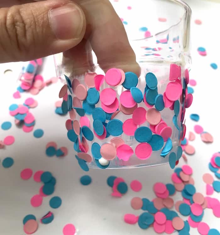 Castiçal com Confetti Castiçal com Confetti