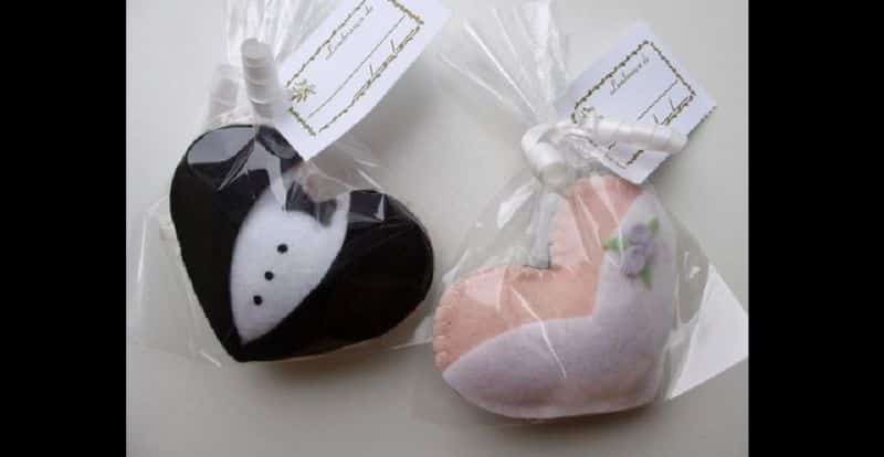 lembrancinha de casamento de feltro lembrancinha de casamento de feltro