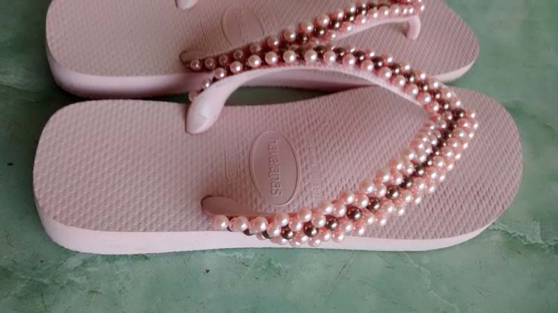 chinelo bordado com perolas rosa chinelo bordado com perolas rosa