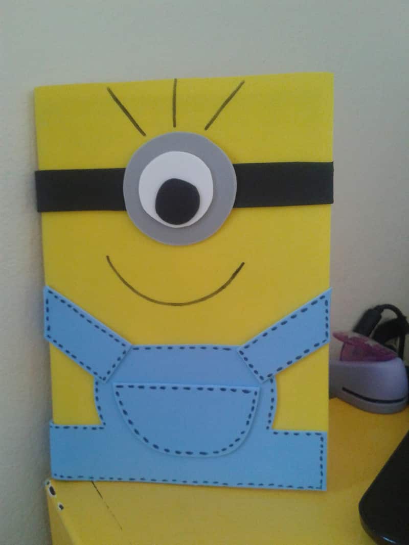 caderno com eva minion caderno com eva minion