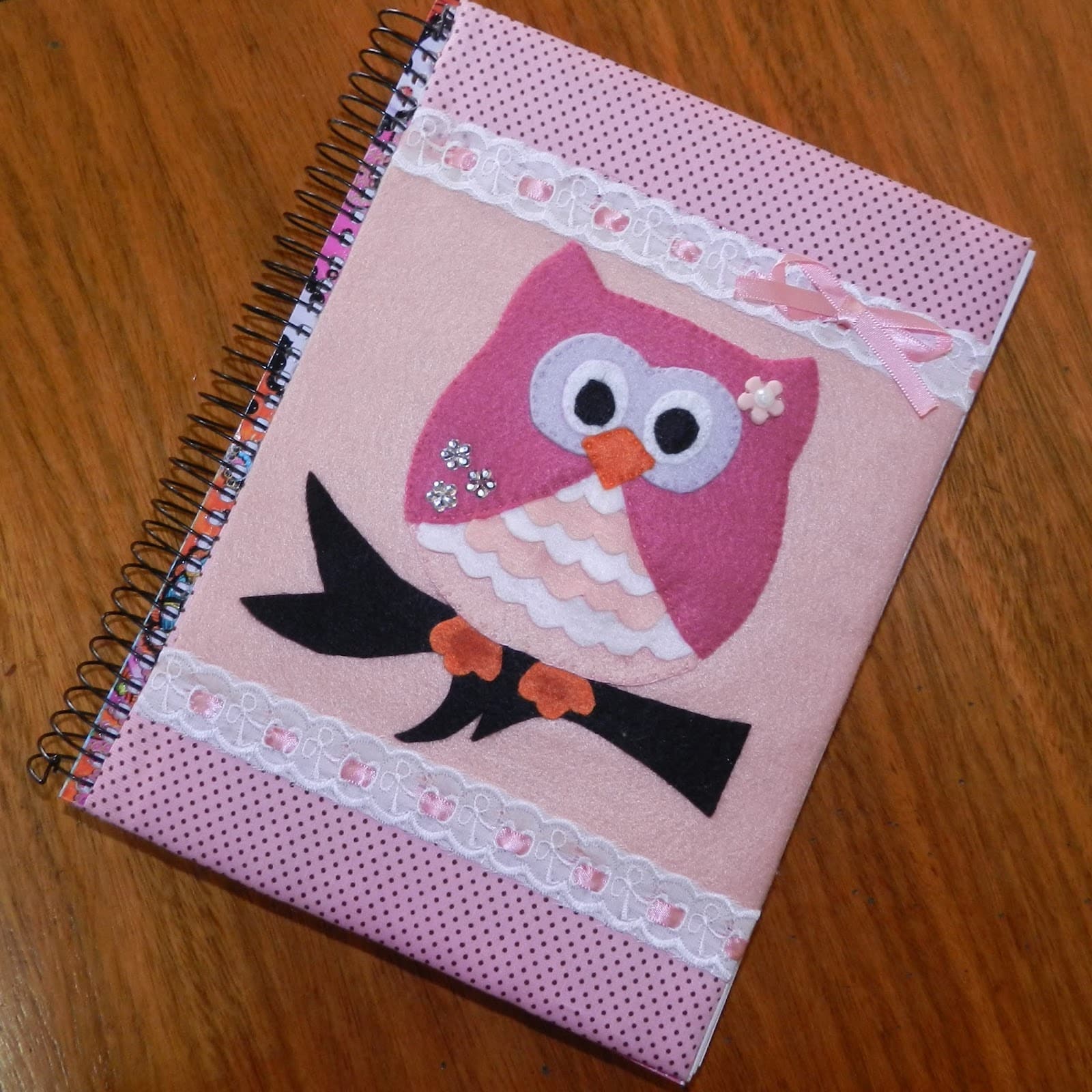 capa de caderno de feltro