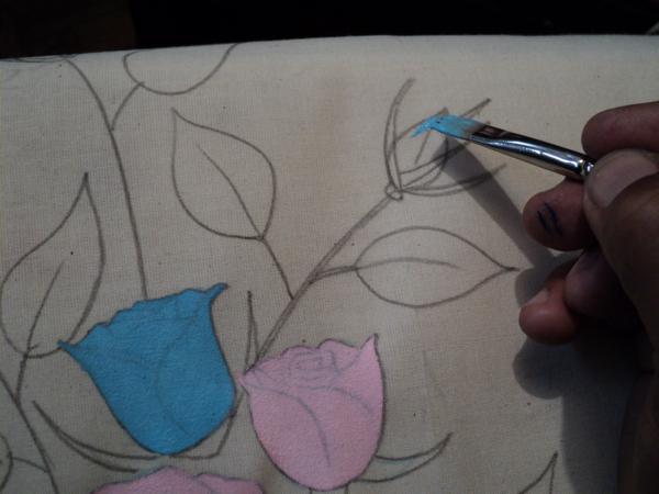 pano de prato pintado com florzinha pano de prato pintado com florzinha