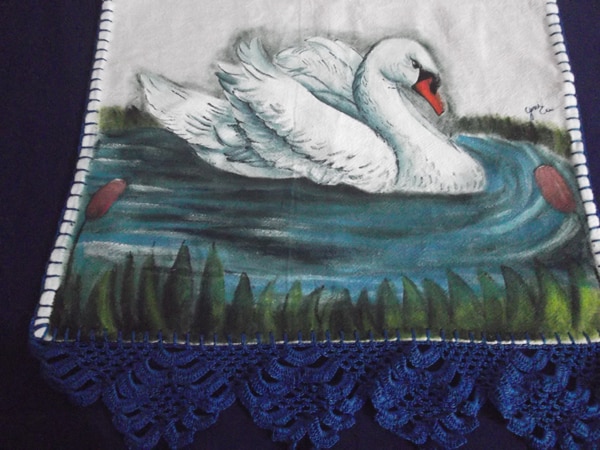 pano de prato pintado com cisne pano de prato pintado com cisne