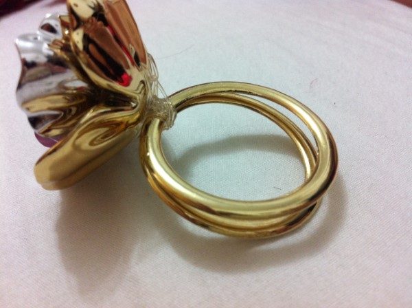 porta-guardanapo-argolas-e-flor-casamento