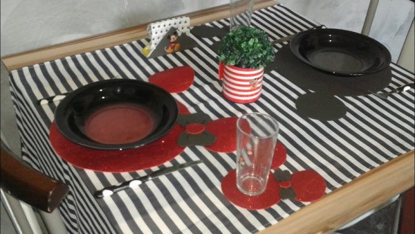 Sousplat de EVA com Glitter