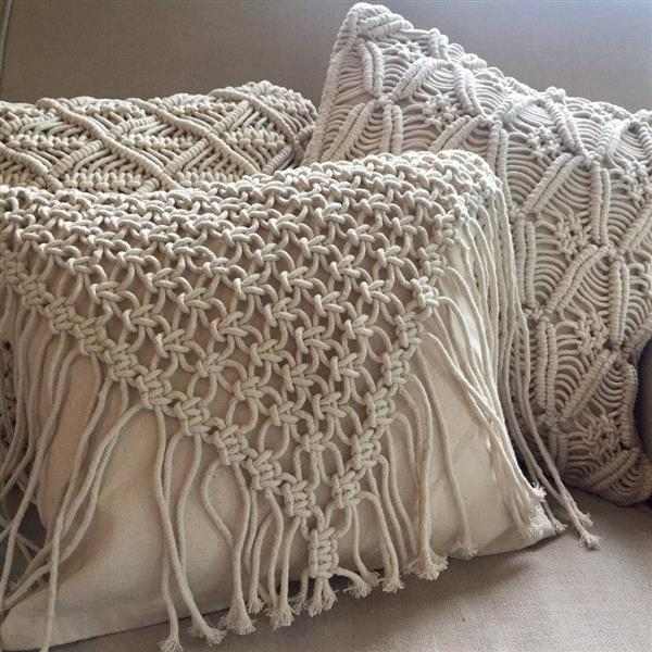 decoração de almofada de macrame