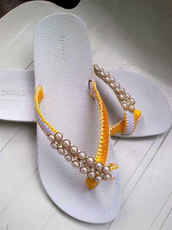 chinelo com macrame na tira