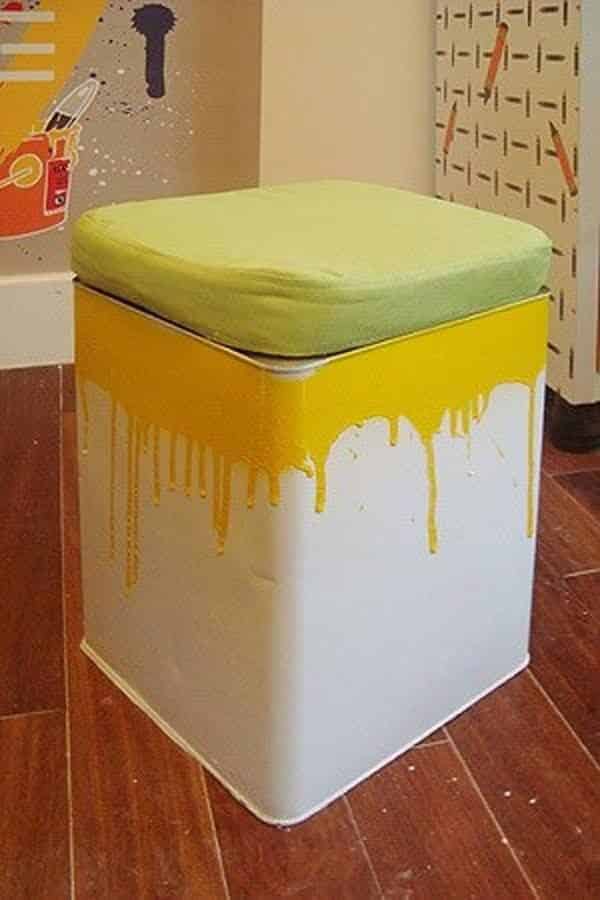latão decorado com tinta