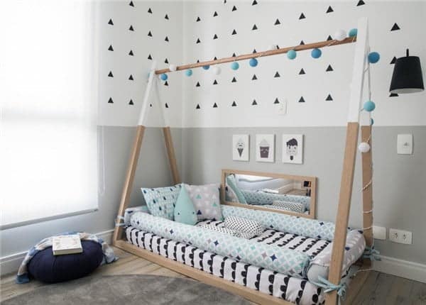 cama montessoriana infantil