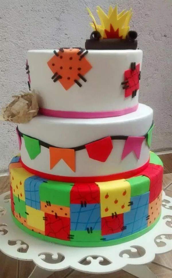 bolo fake de festa junina