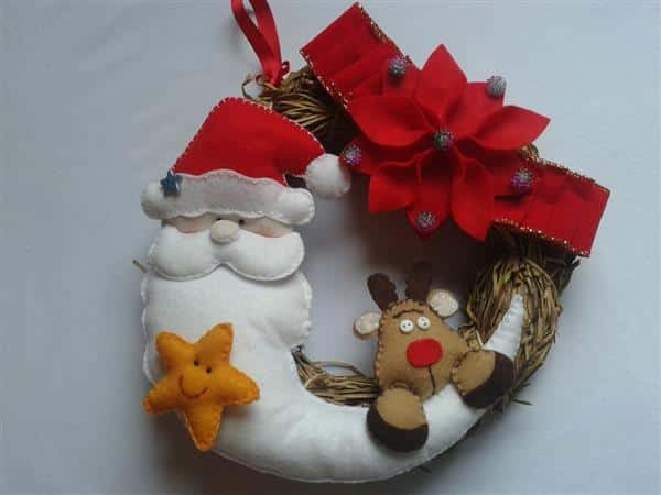 guirlanda rustica com papai noel de feltro