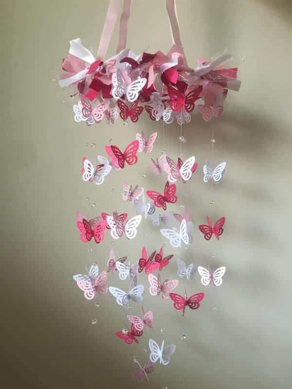 Móbile de borboletas rosas
