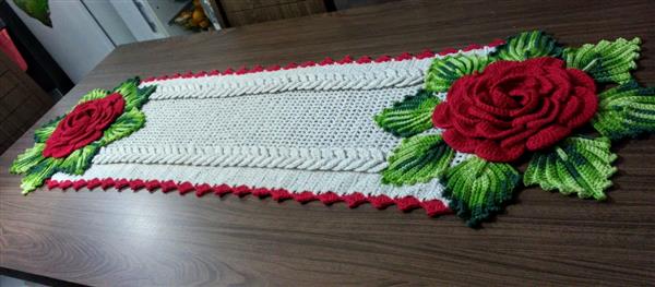 flores vermelhas nas pontas