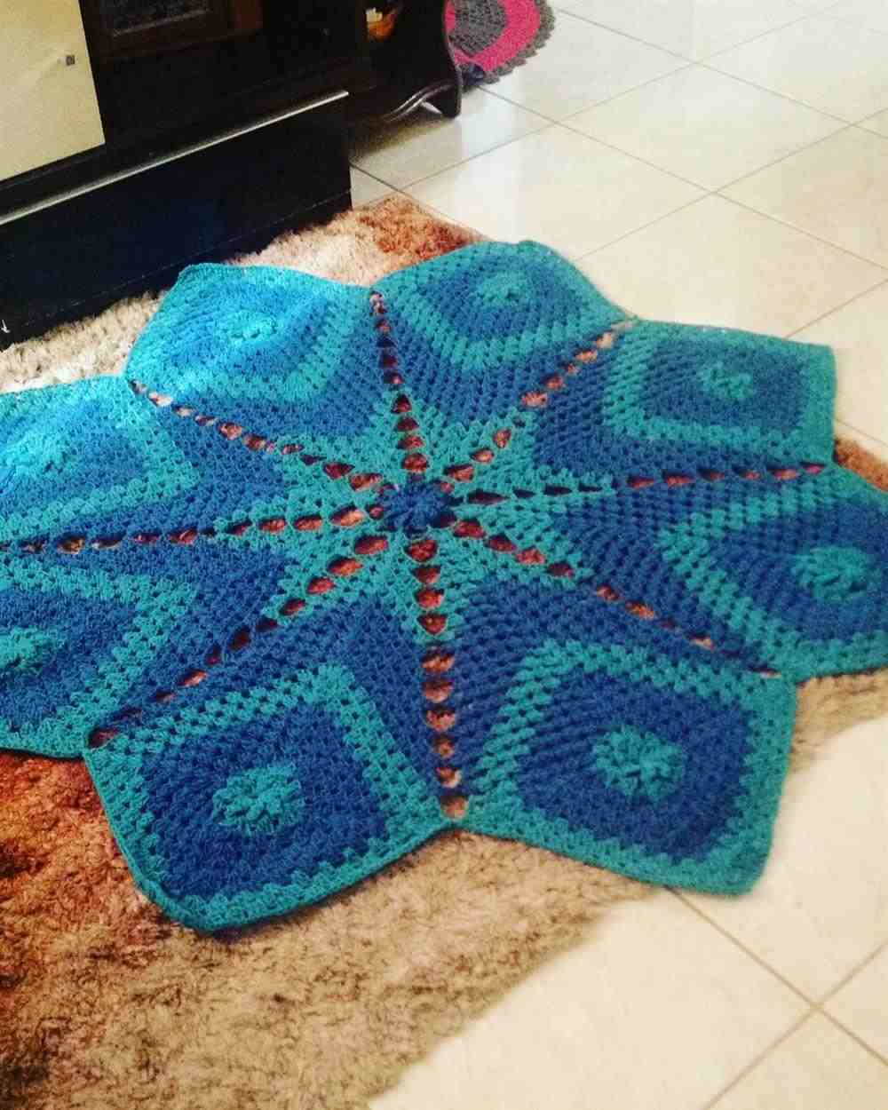 tapete de barbante azul