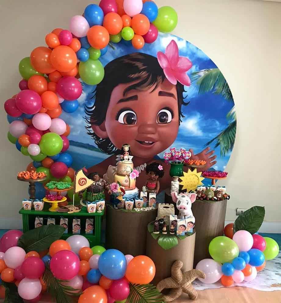 festa moana com balões