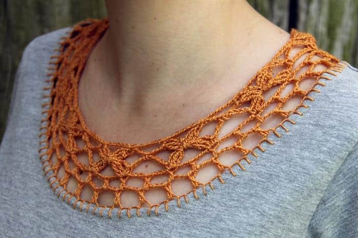 como customizar camisetas com croche