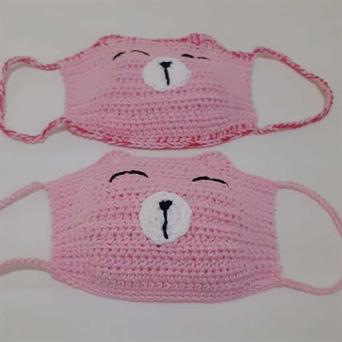 mascara de croche infantil rosa