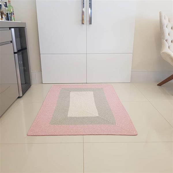 Tapete de croche retangular cinza e rosa bebê