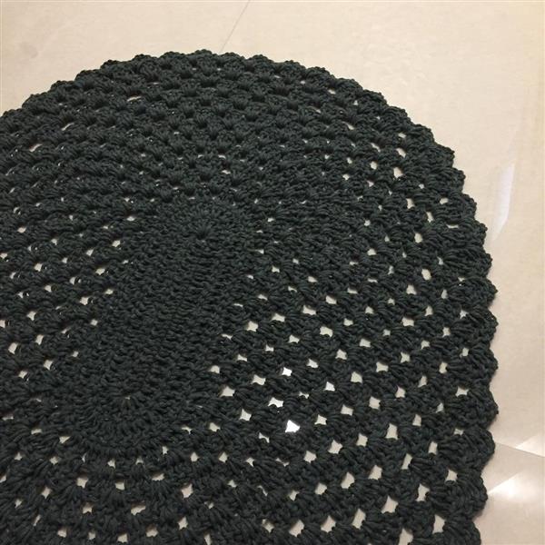tapete de crochê preto