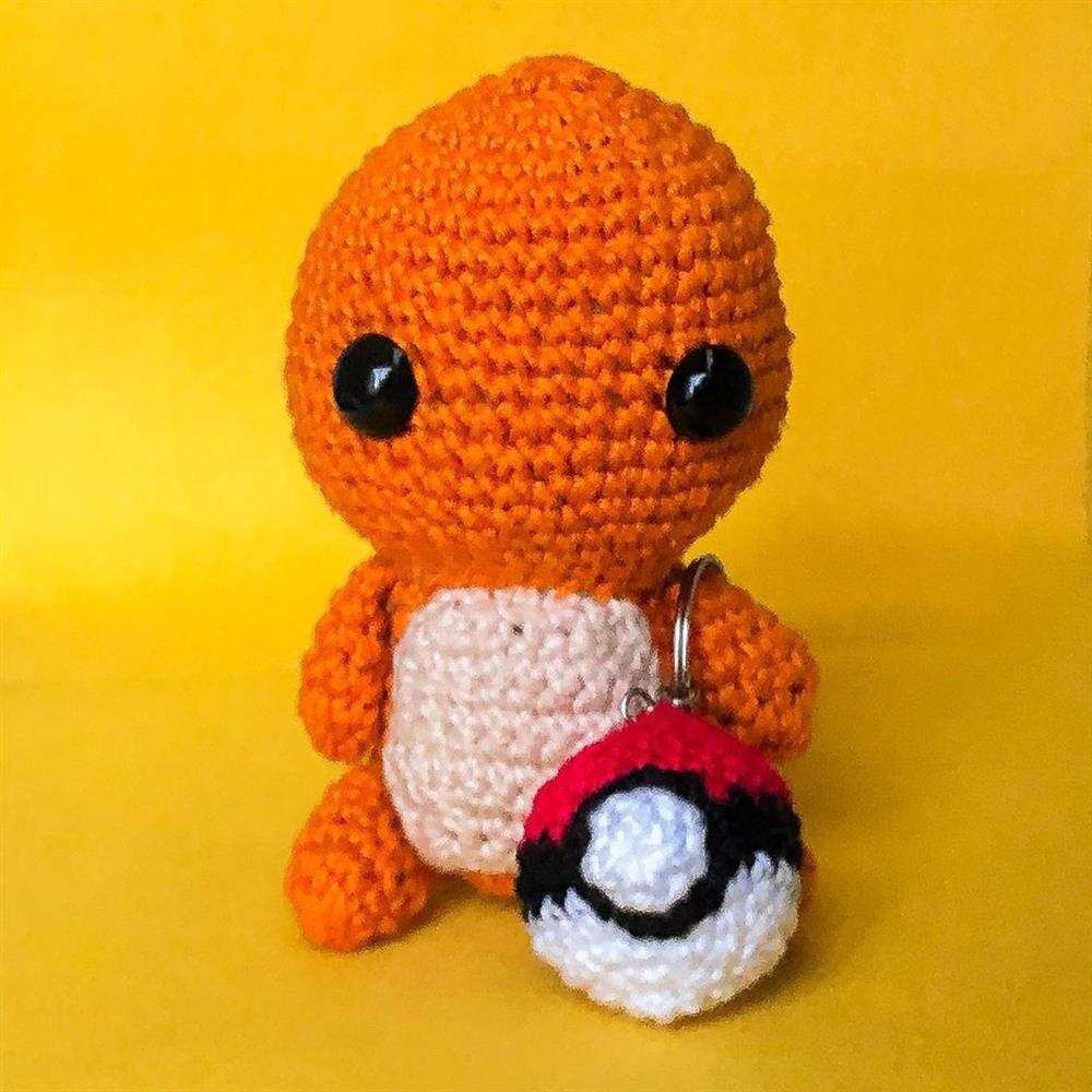 pikachu amigurumi