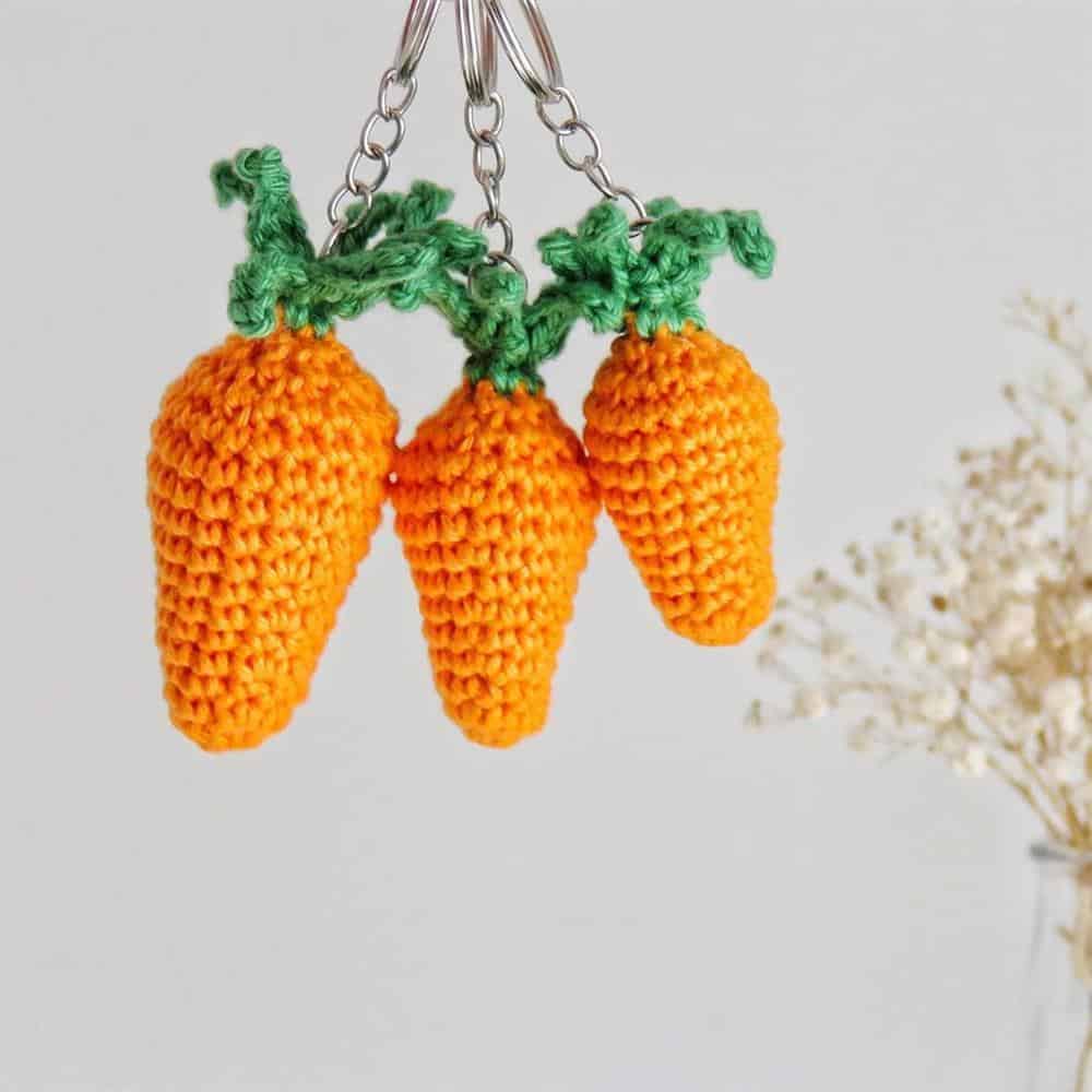 chaveiro cenoura de croche