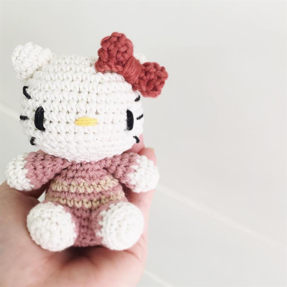 chaveiro hello kitty de croche