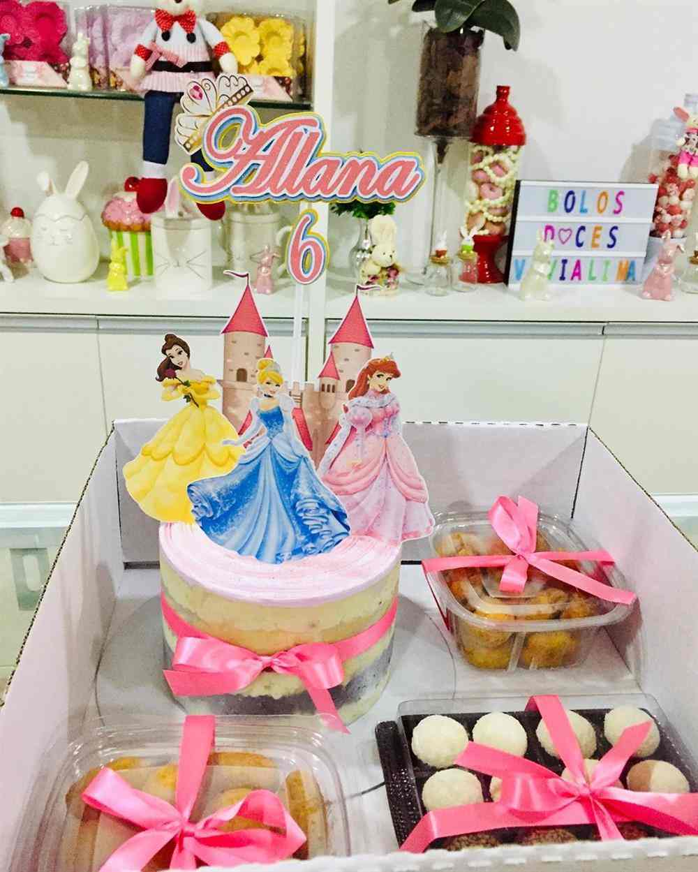 mini bolo princesas