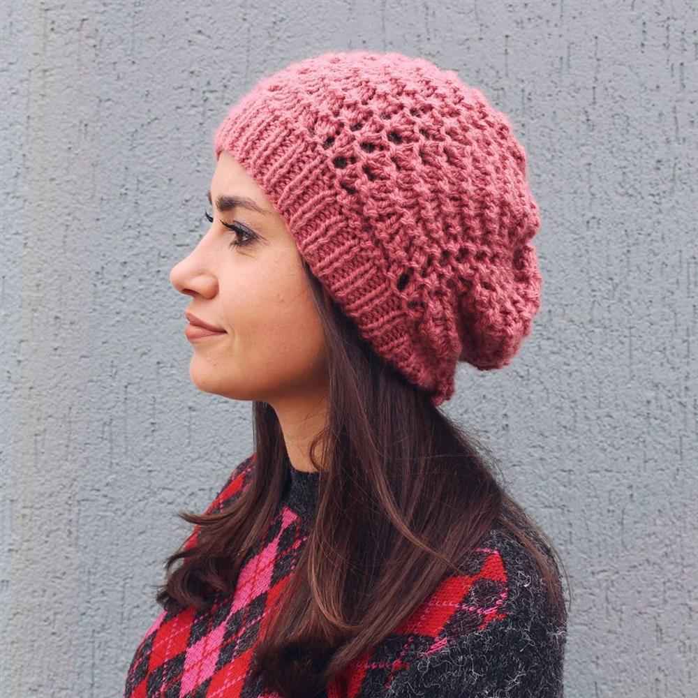 touca simples na cor rosa