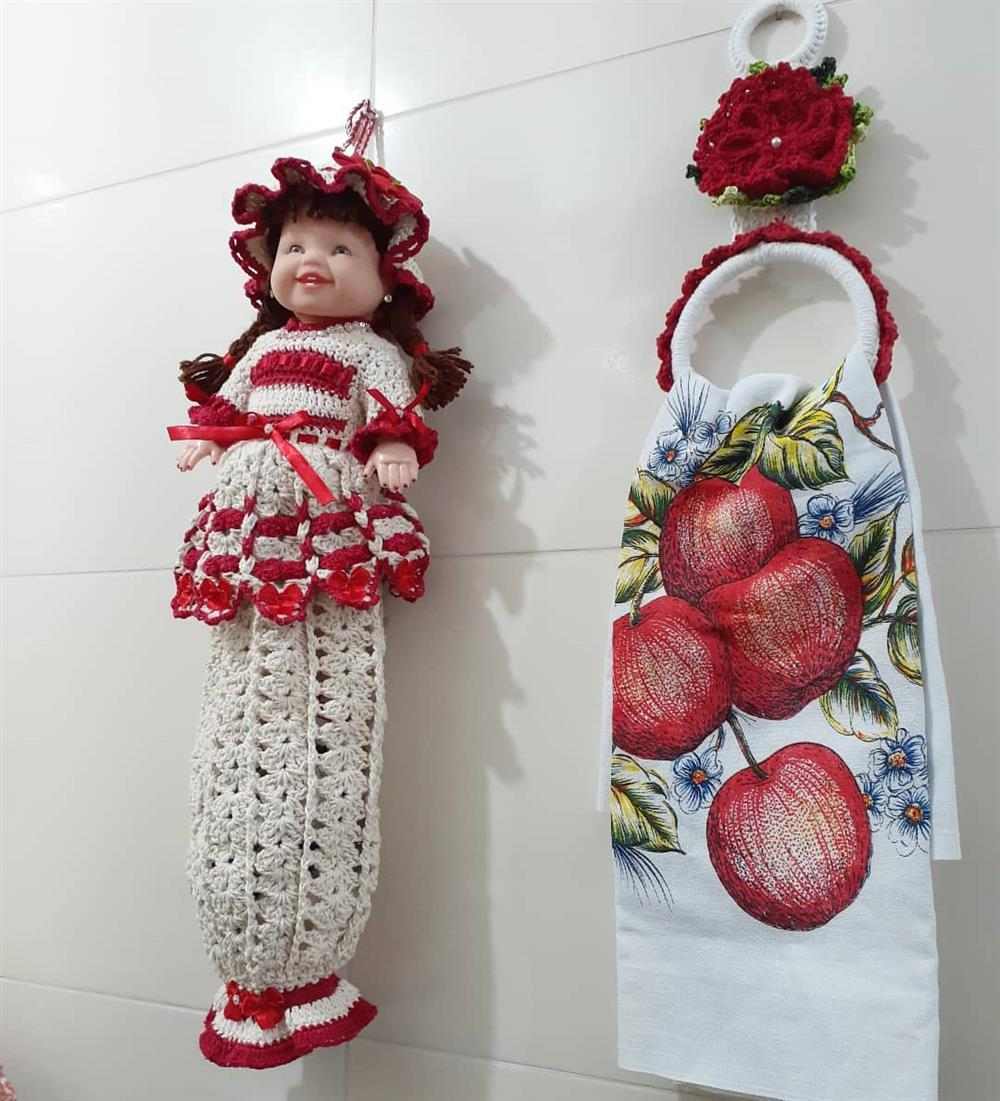 boneca com corpinho de barbante
