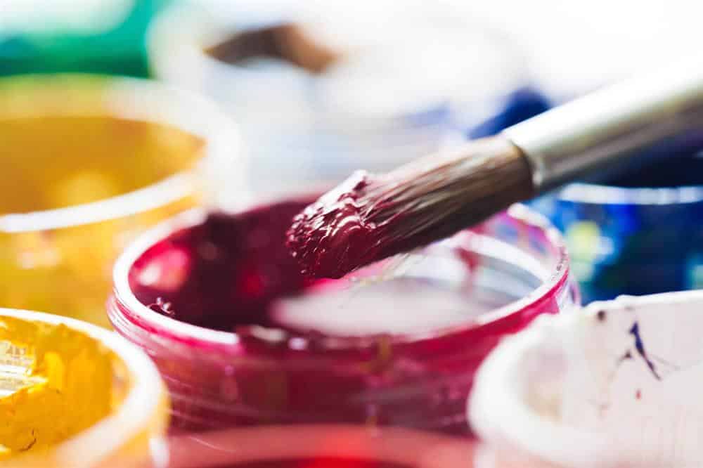 como fazer tinta com ingredientes naturais