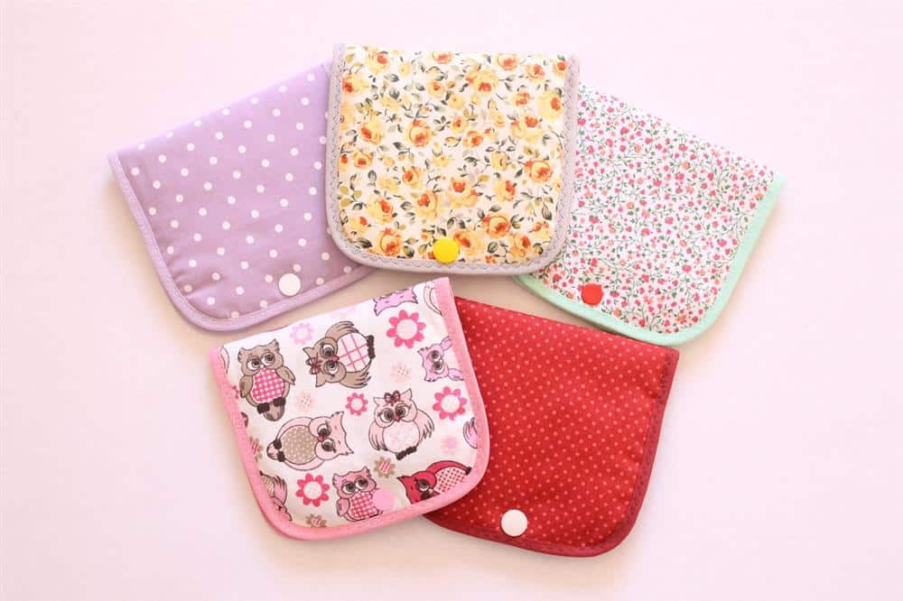 bolsinha porta absorvente