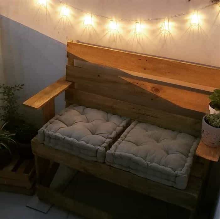 banco de pallet confortável