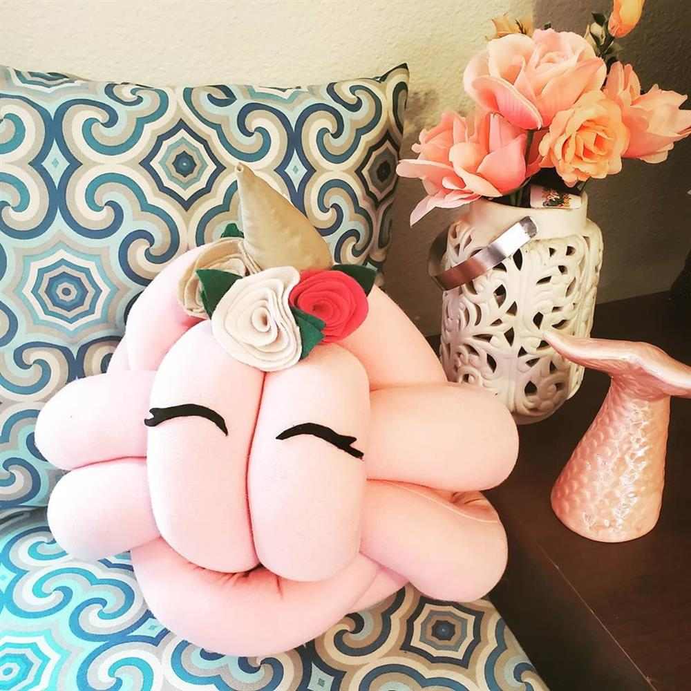 almofada de no infantil tema unicornio