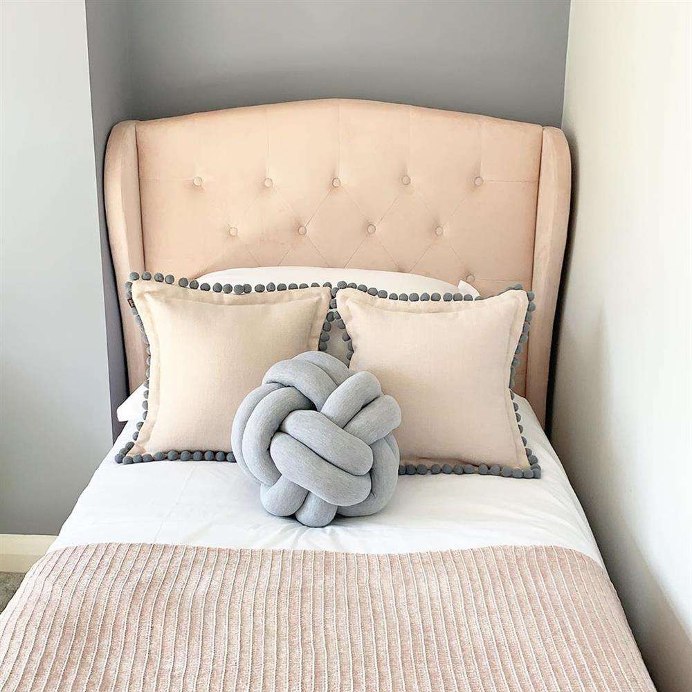 como fazer almofada de nó para quarto