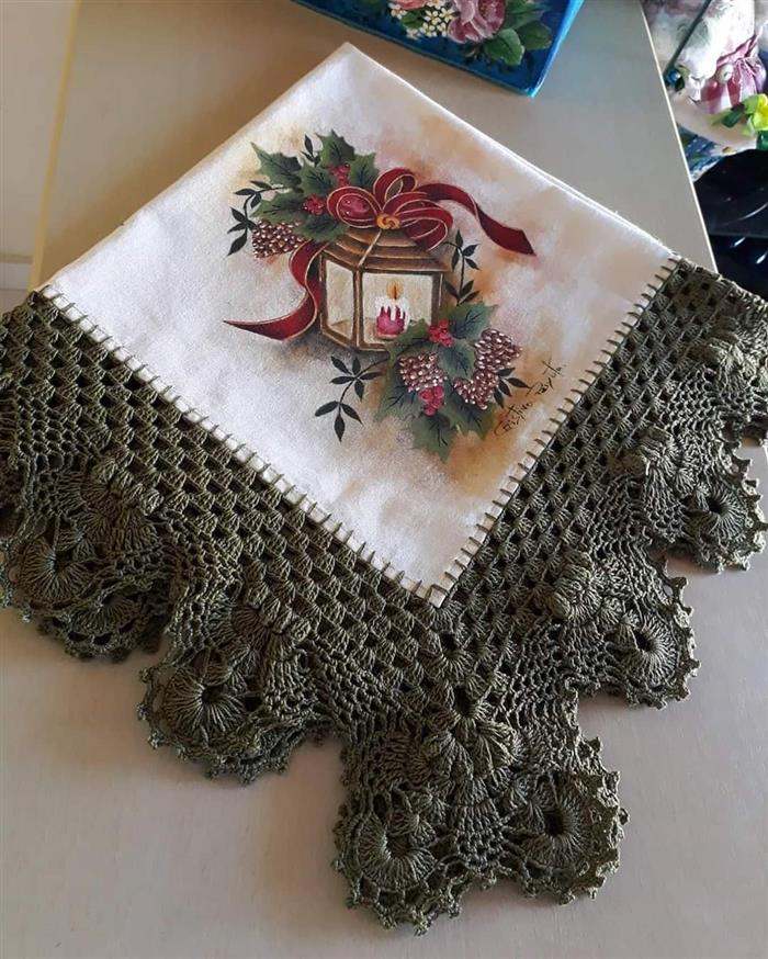 Jogo de mesa com barrado largo