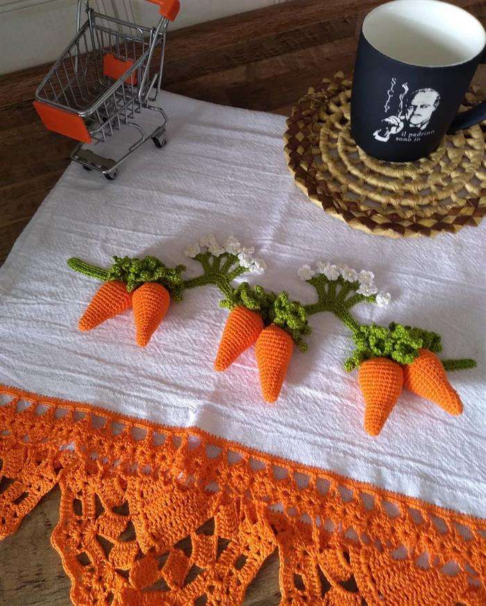 bico de croche com 2 carreiras